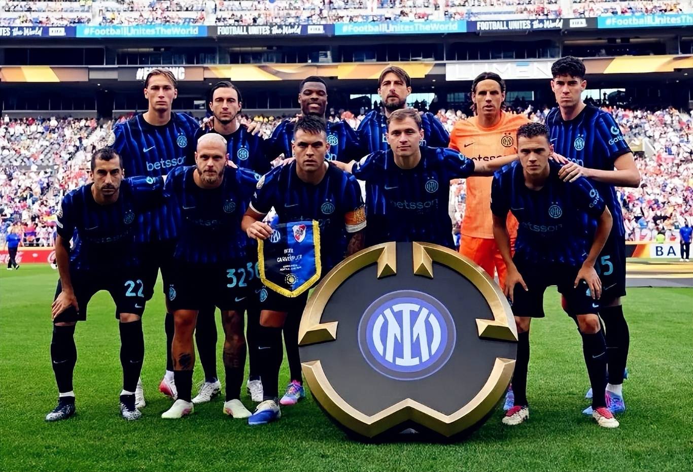 若单一转会窗签下两位转会费上亿欧的球员，利物浦将创历史