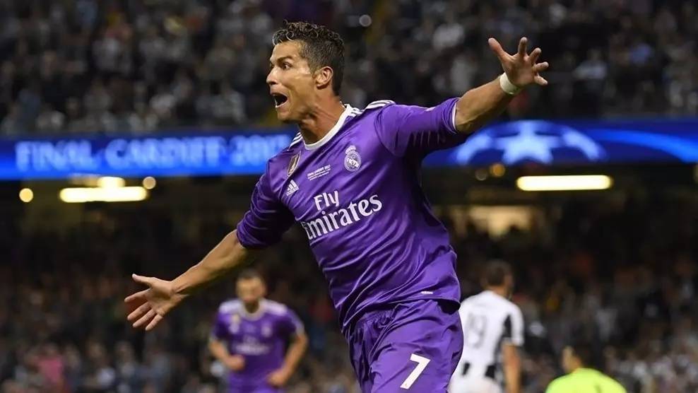 一五挡拆直接命中三分，解说：徐杰调动一五挡拆比外援还出色徐杰厉害不愧是