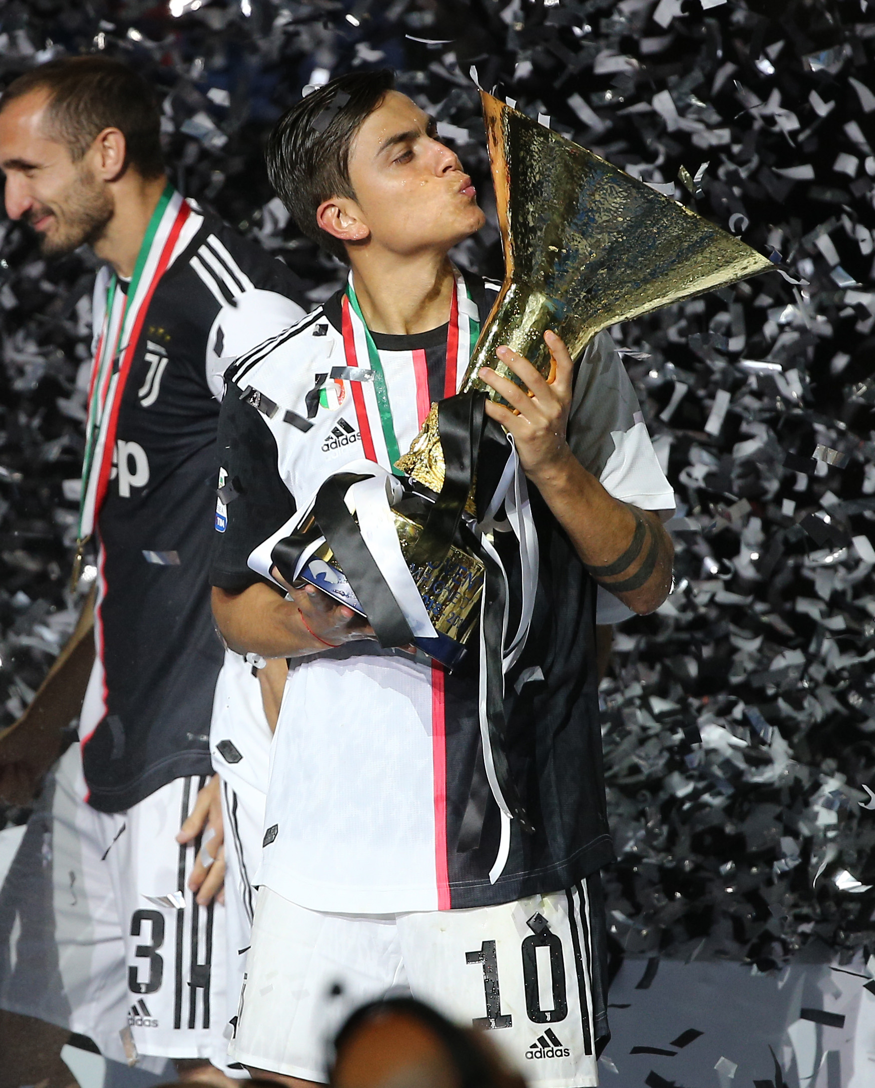 本赛季云南玉昆主场场均观众超2.2万人，带动直接消费2.3亿元