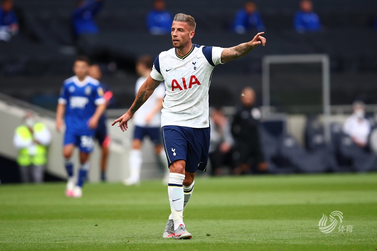 蒂尔曼：曼城大轮换？这给了球队额外的动力，我们看到了机会